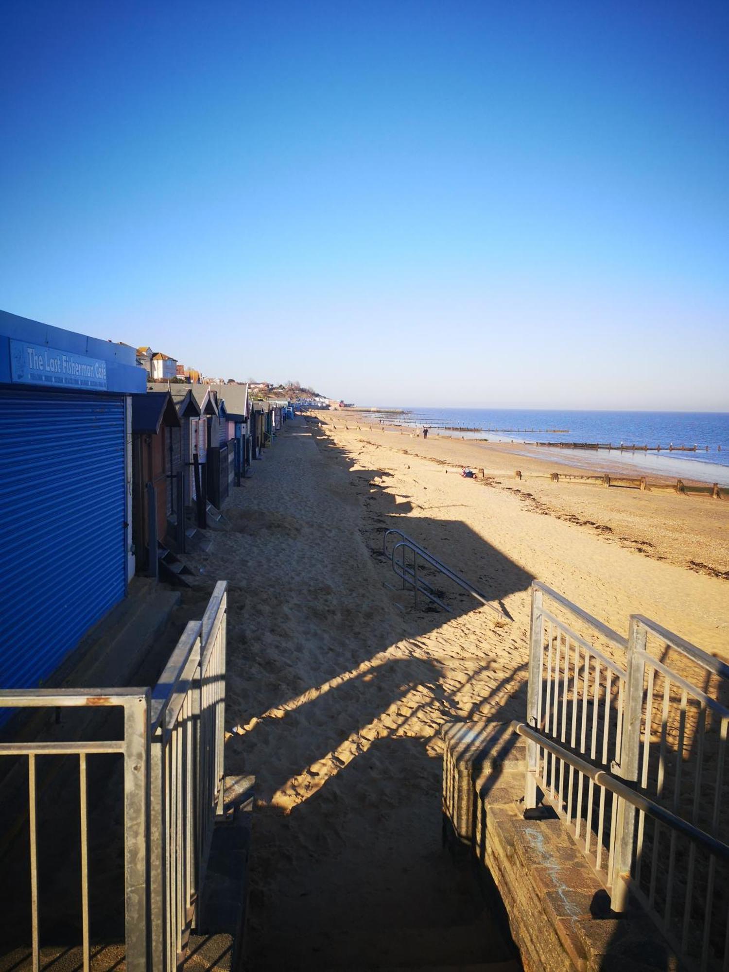 Lovely 2-Bed Caravan In Walton On The Naze Dış mekan fotoğraf